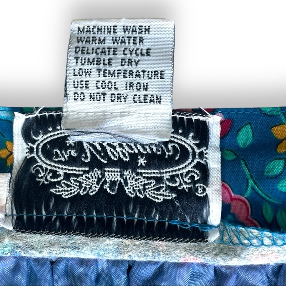 Vintage 70’s The Villager Vibrant Polyester Maxi Skirt Tagged 16 See Measurement - Picture 9 of 14